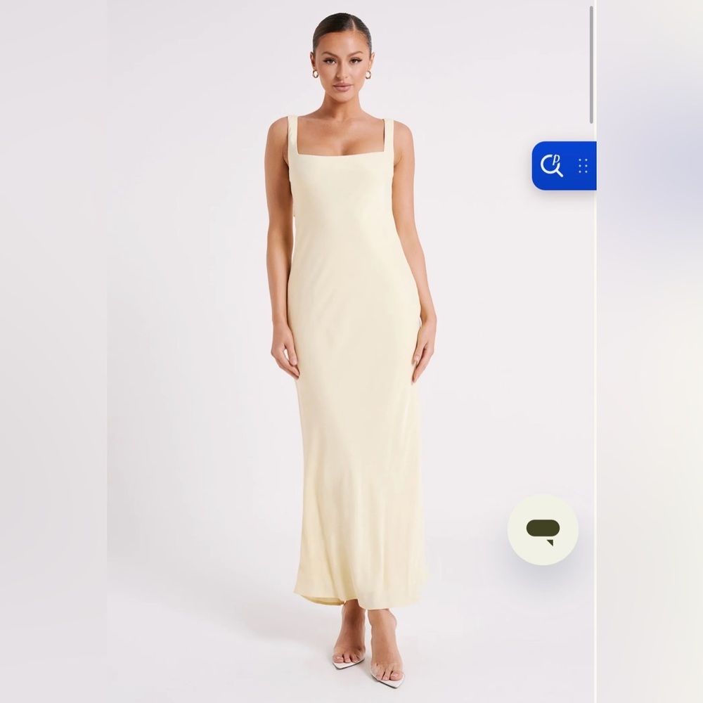 ✨ MESHKI Satin Slip Dress – Size L ✨
